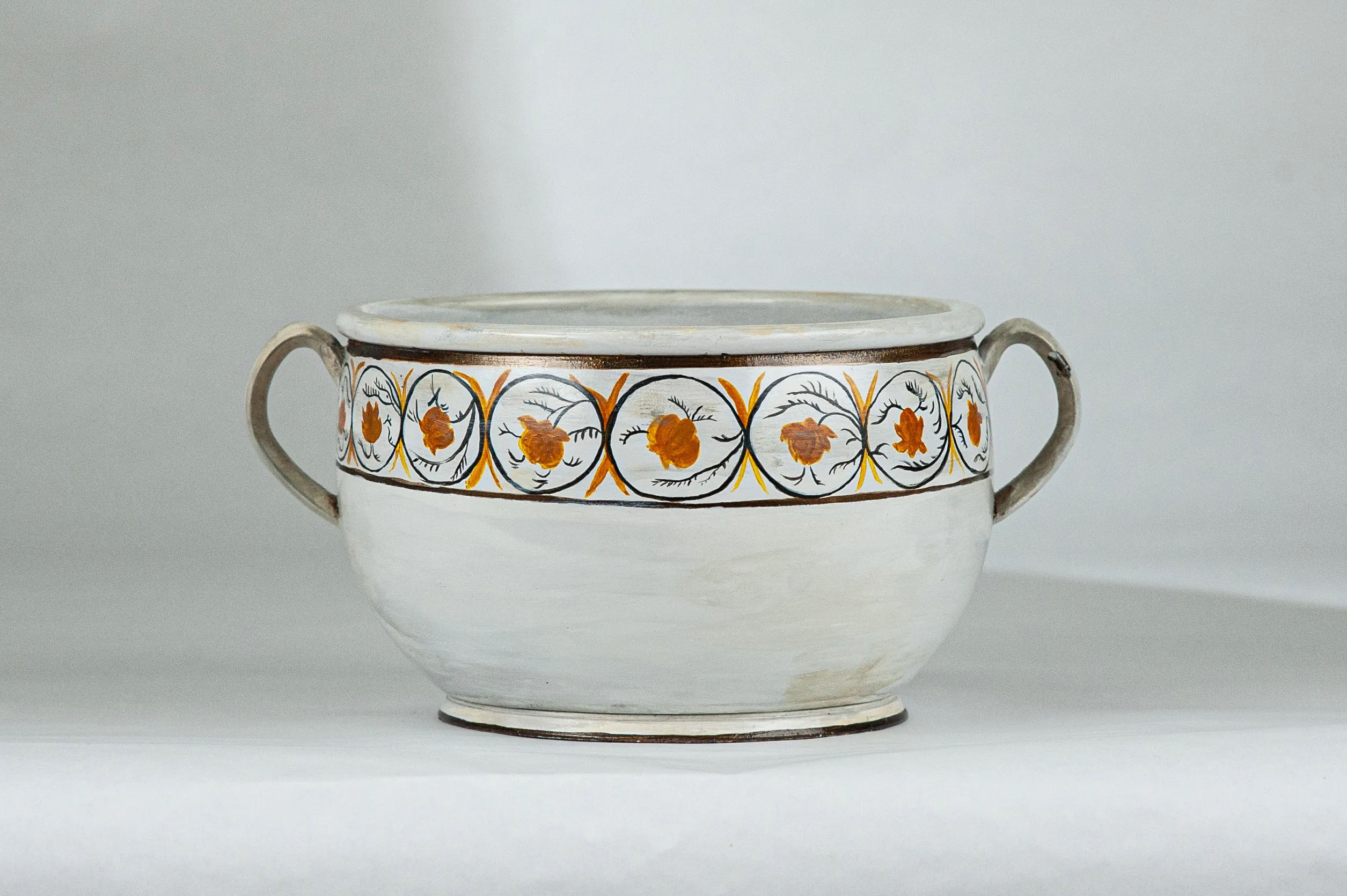 Artist Bsology Recreates A 19th Century Chamber Pot With A Present Day Twist.