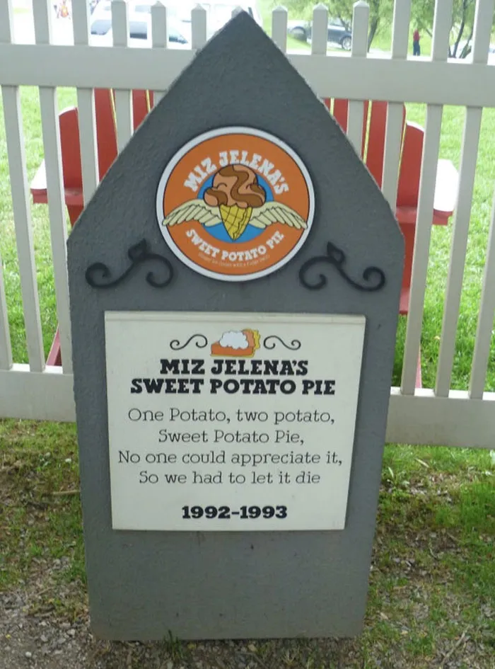 Miz Jelena's Sweet Potato Pie (1992 - 1993)
