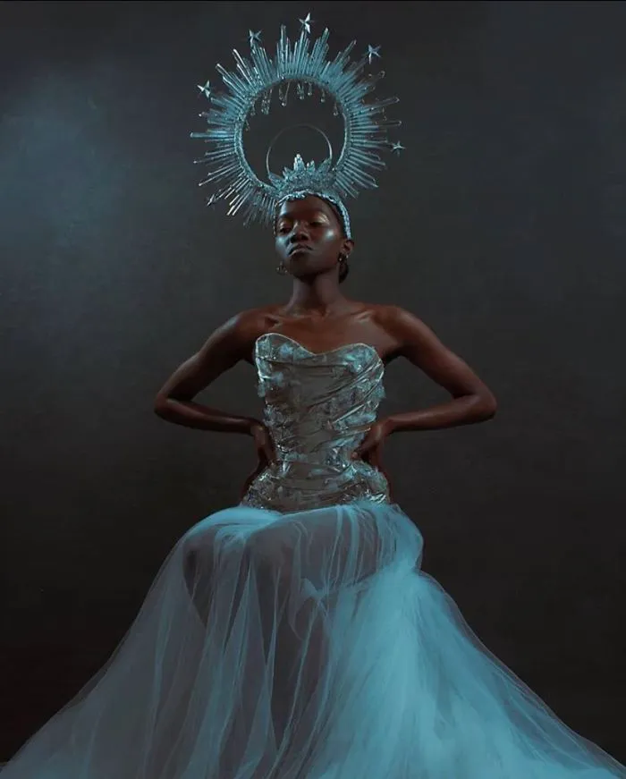 Imágenes increíbles de mujeres negras en sesiones fotográficas de fantasía (30 fotos)