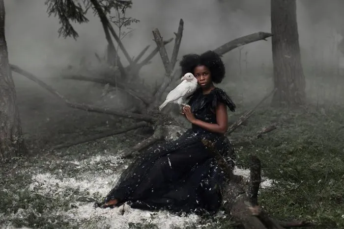 Imágenes increíbles de mujeres negras en sesiones fotográficas de fantasía (30 fotos)