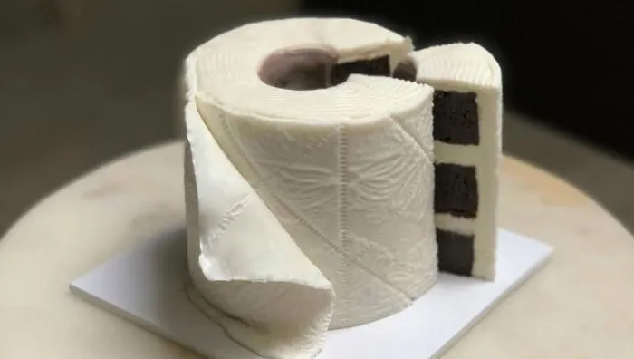 40 Cursed Cakes From “Cakes With Threatening Auras”