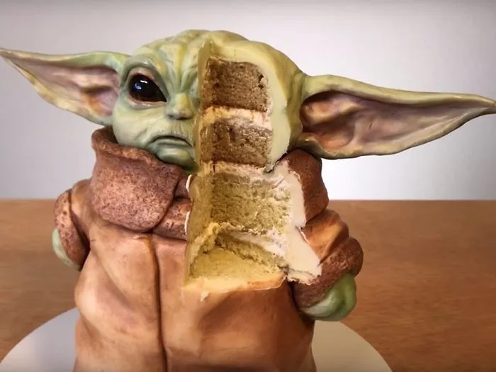 40 Cursed Cakes From “Cakes With Threatening Auras”