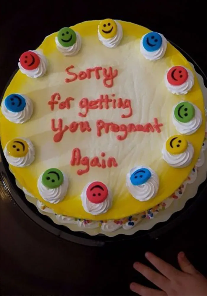 40 Cursed Cakes From “Cakes With Threatening Auras”