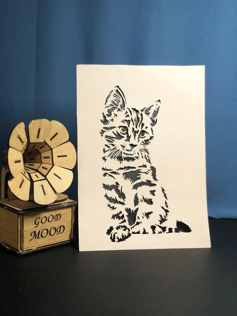 Paper Cut Cat/ Cat / Gift / Wall Decor