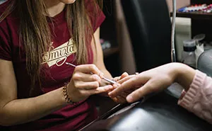 Woman Infected With Coronavirus Breaks Quarantine For Manicure Because She Needs Her Nails Done "Soooooo Bad"