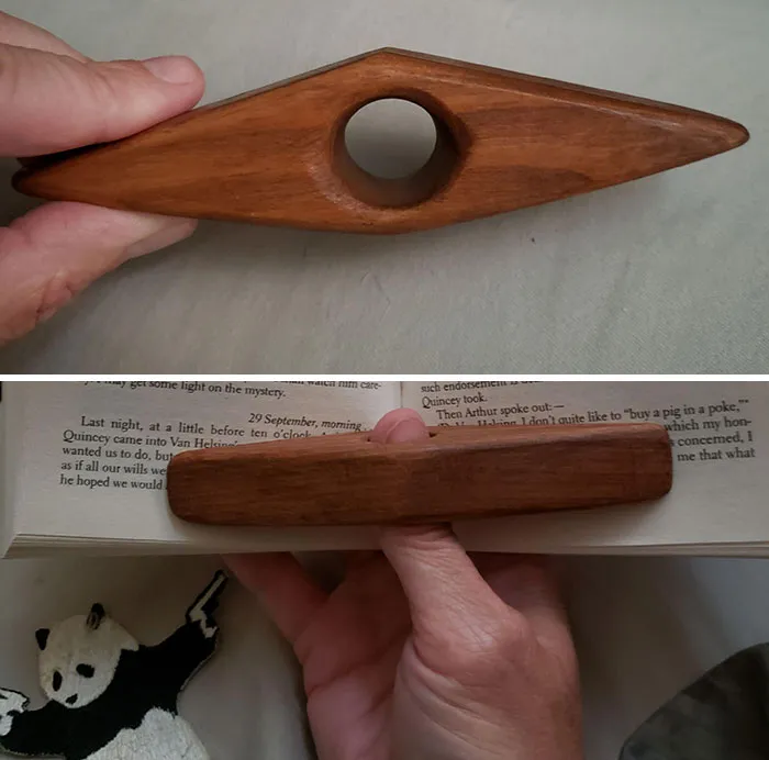 Mi marido me ha hecho esto para mantener el libro abierto y que no duela la mano