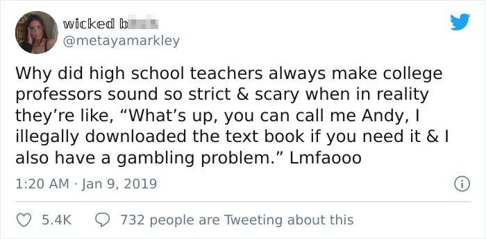 People Are Pointing Out How Hilariously Different High School Teachers And College Professors Are (30 Pics)