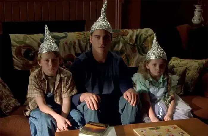 Signs (2002)