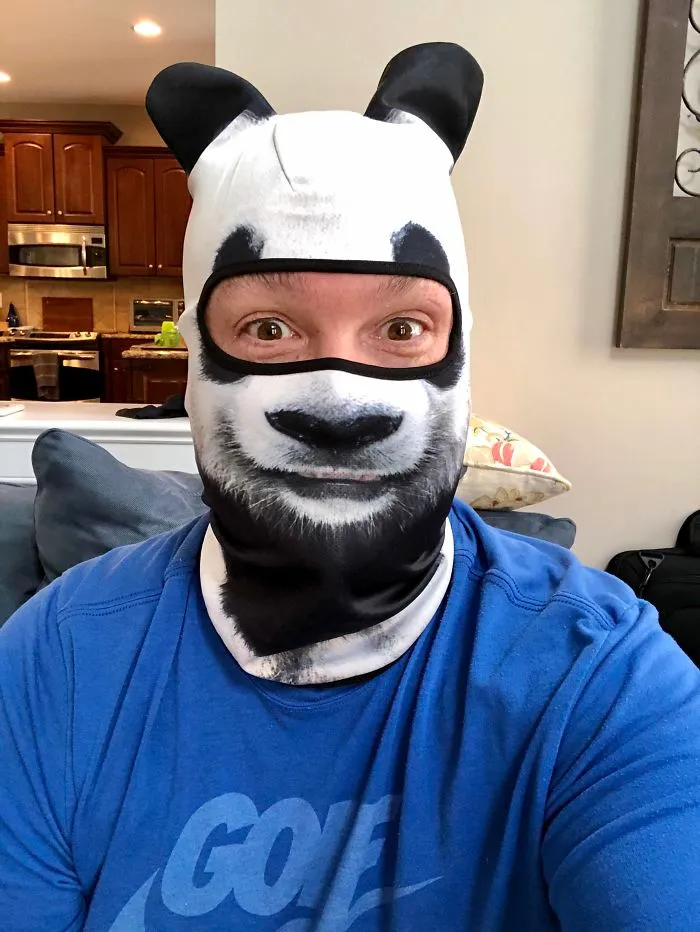 He conseguido esta protección de panda antipandemia, ahora mi esposa no se acerca a mi