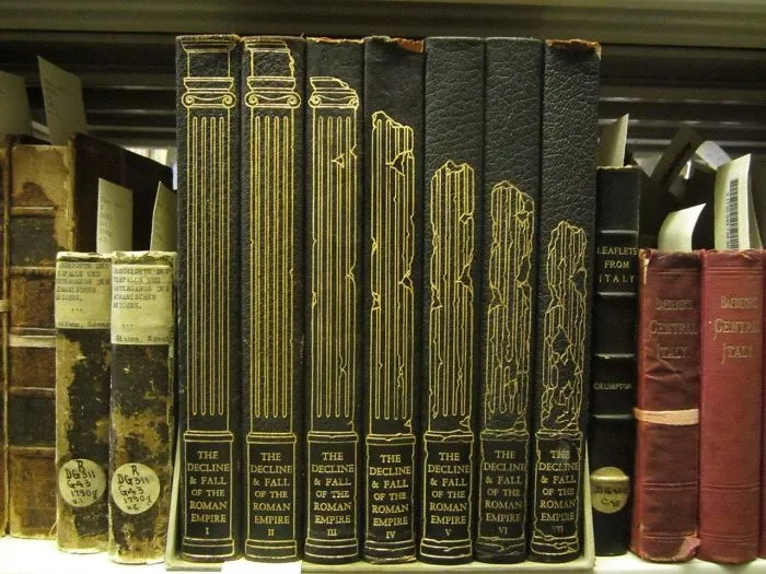 Los lomos de estos libros de Historia