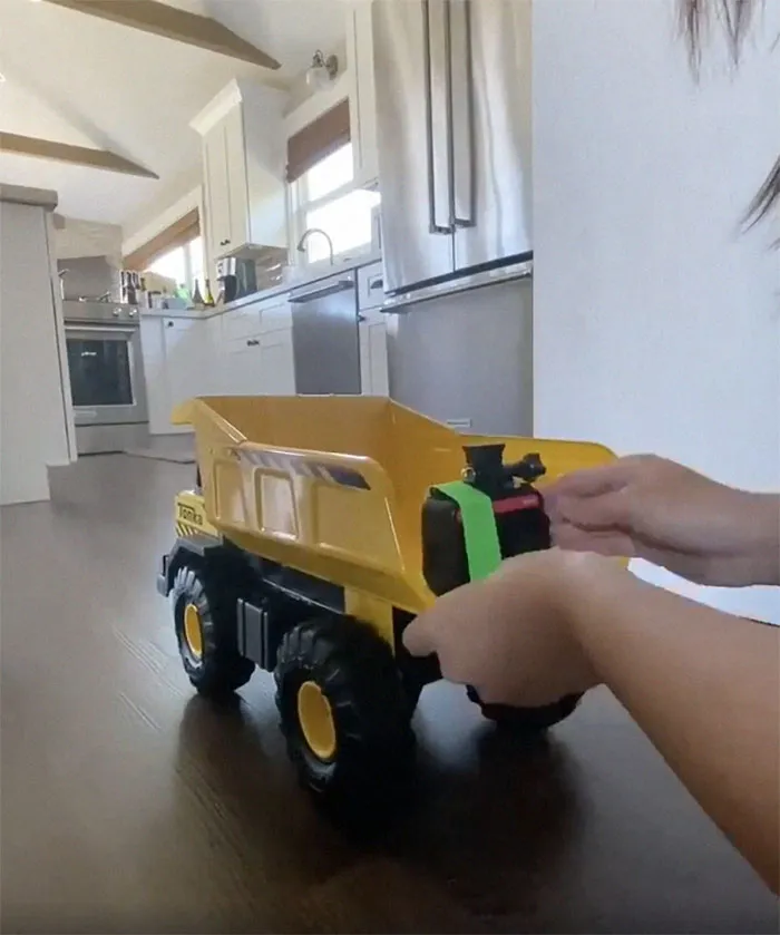 13 Zero-Budget DIY Filmographic Tricks Shared By A Creative Director