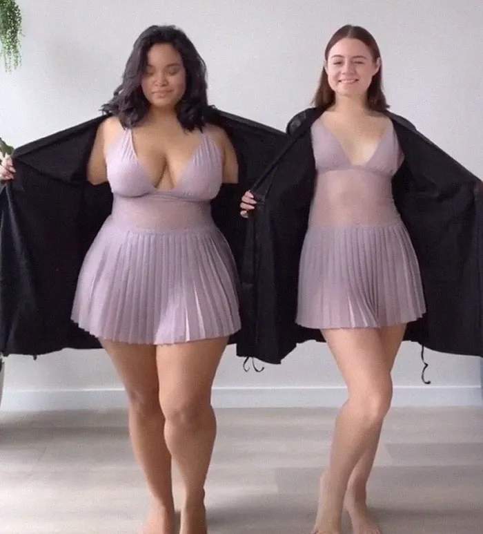 Two Friends Show How The Same Outfit Looks On Their Different Body Types (33 New Pics)