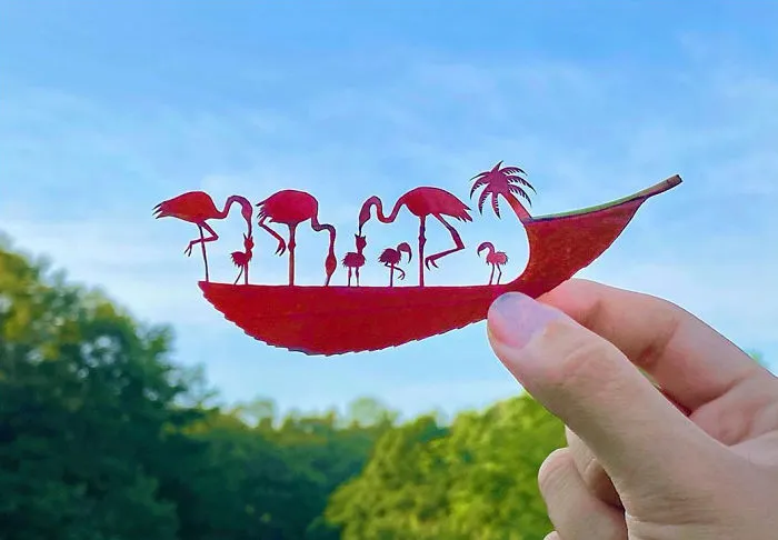 Japanese Artist Made These 30 Cute Vignettes From Leaves