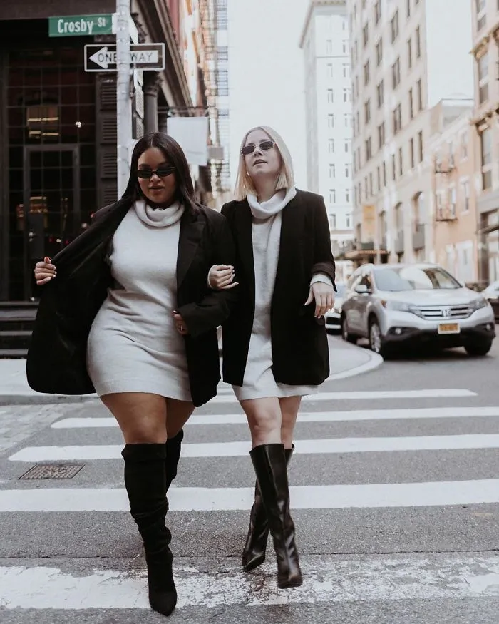 Two Friends Show How The Same Outfit Looks On Their Different Body Types (33 New Pics)