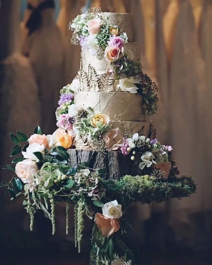 Tarta con vegetación