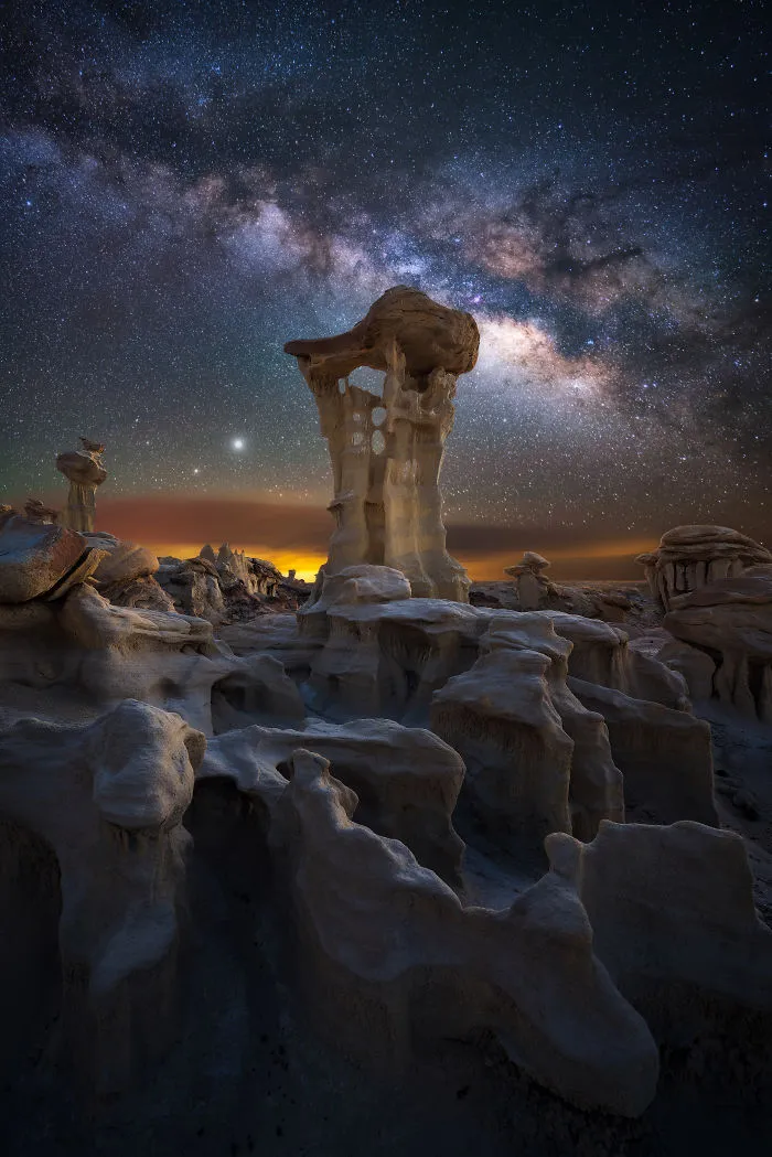 Alien Throne
