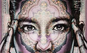 I Use Traditional Persian Rugs As Canvas To Spray-Paint Female Portraits (61 Pics)