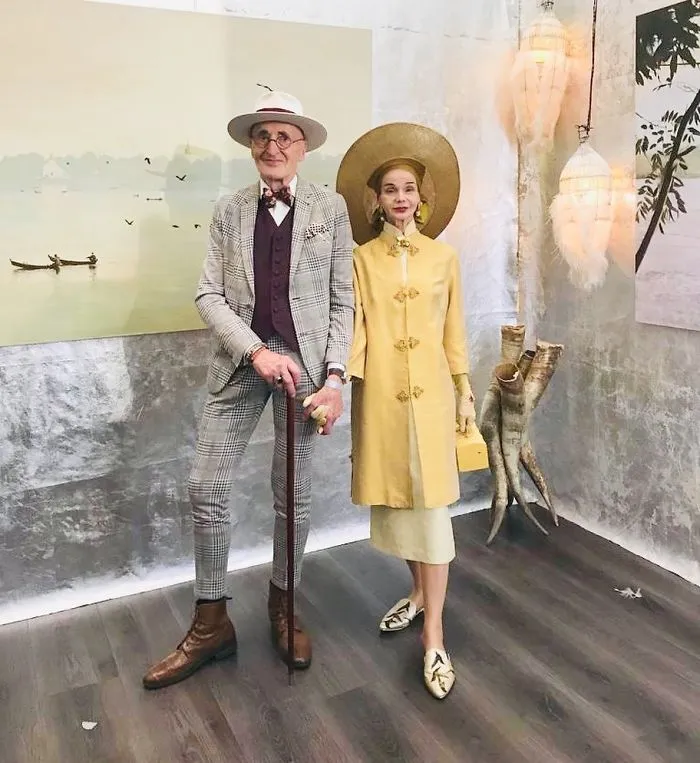 Esta anciana pareja alemana causa sensación cada vez que sale a la calle (30 fotos)