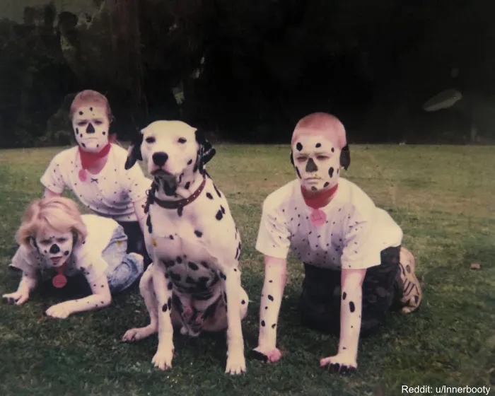People Submit Their Most Awkward Family Pics To This Instagram Account, And Here Are 50 Of The Funniest Ones