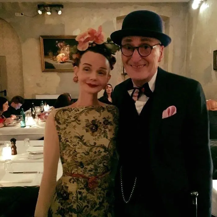 Esta anciana pareja alemana causa sensación cada vez que sale a la calle (30 fotos)