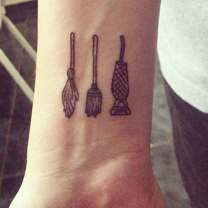 30 Epic Hocus Pocus Tattoos