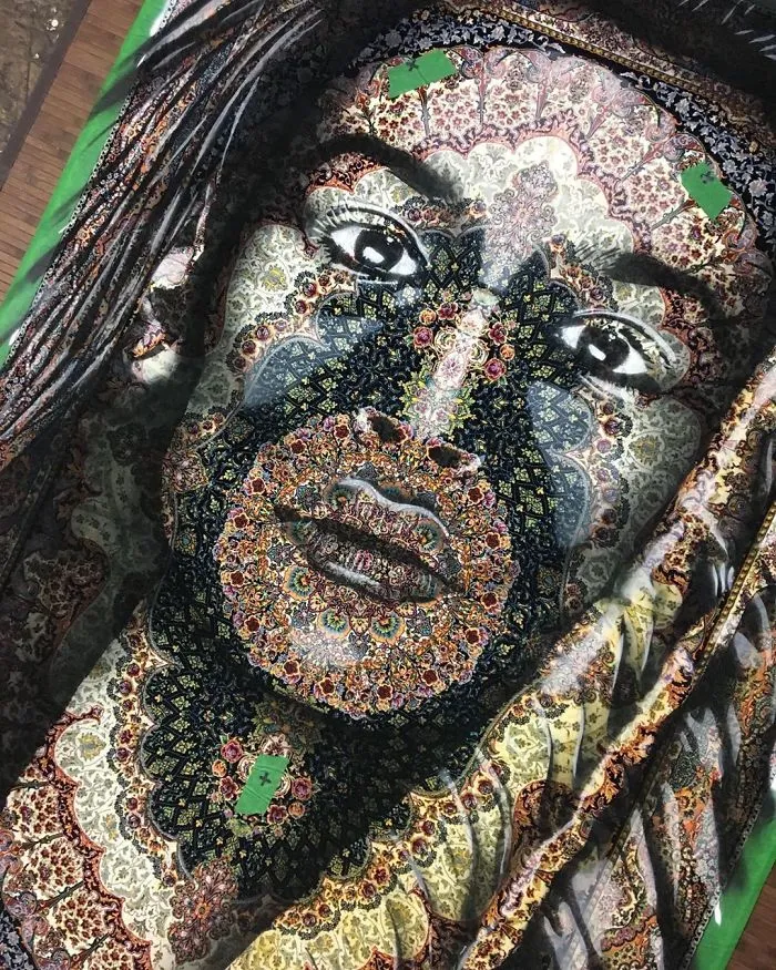 I Use Traditional Persian Rugs As Canvas To Spray-Paint Female Portraits (61 Pics)