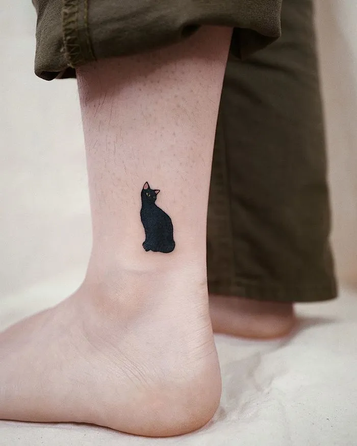 30 Epic Hocus Pocus Tattoos