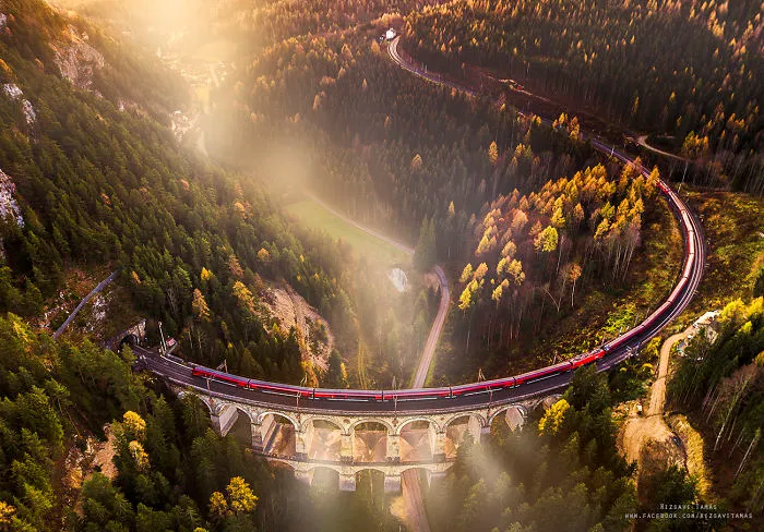 I Spent Five Years Taking Train Pictures In Exciting Places (65 Pics)