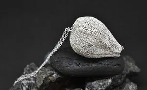 I Spend My Free Time To Turn Delicate Nature Beauty Into Unique Botanical Jewellery