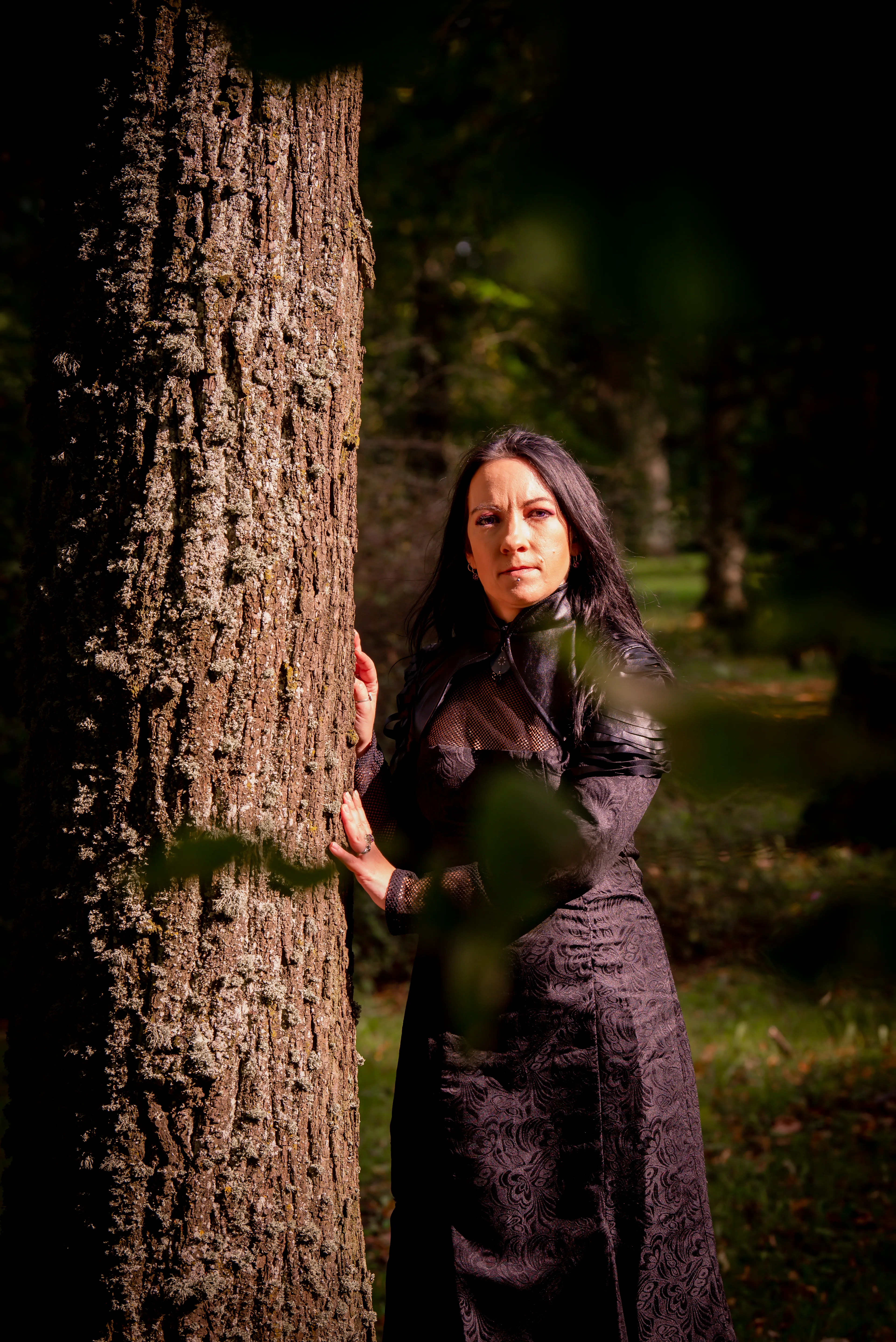 Yennefer Cosplay Photo 2