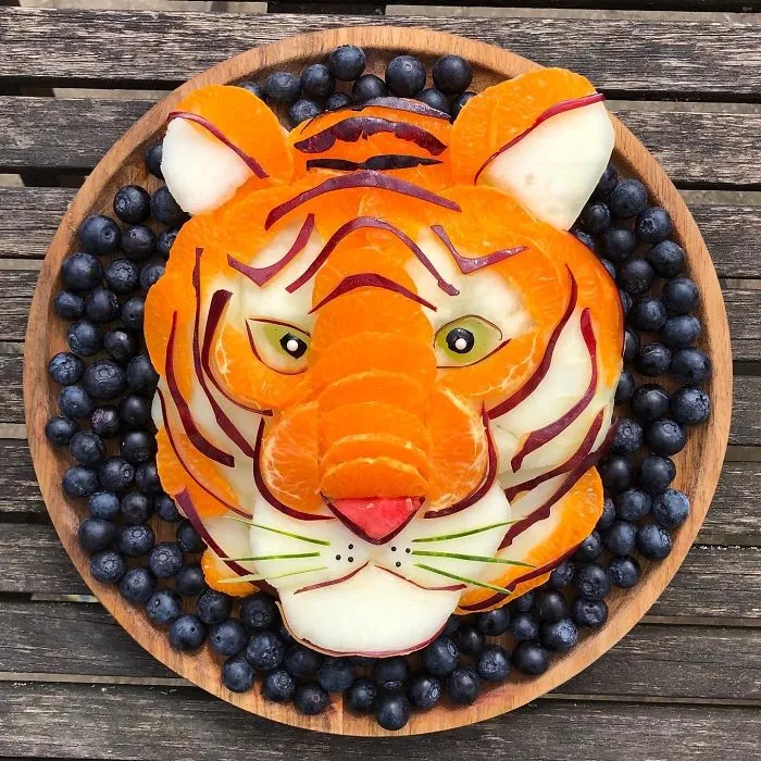 I Turn Food Into Art To Make My Sons Eat More Fruit And Veggies (70 Pics)