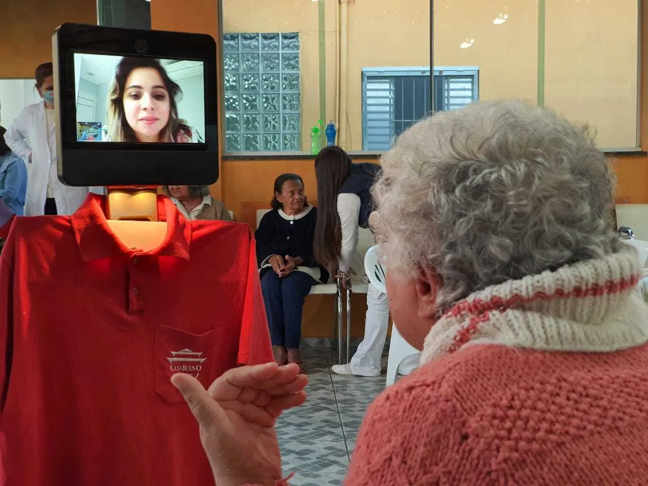 “Volunteer”robot Delivers Donations To An Institution In The City Of São Paulo, Brazil