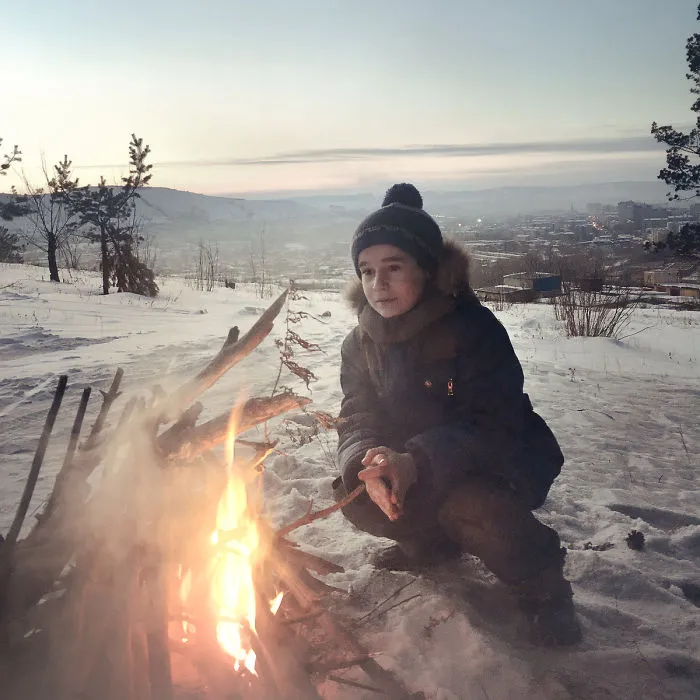 Photographer Reveals Peculiarities Of Russian Daily Life In A Unique Way