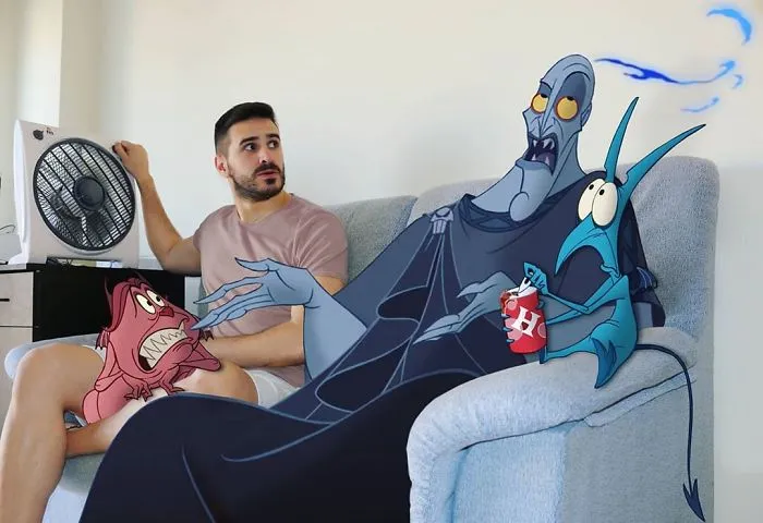 Este hombre mete a personajes Disney en sus fotos y parece que se divierten juntos (30 imágenes)