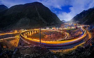 I Spent Five Years Taking Train Pictures In Exciting Places (65 Pics)