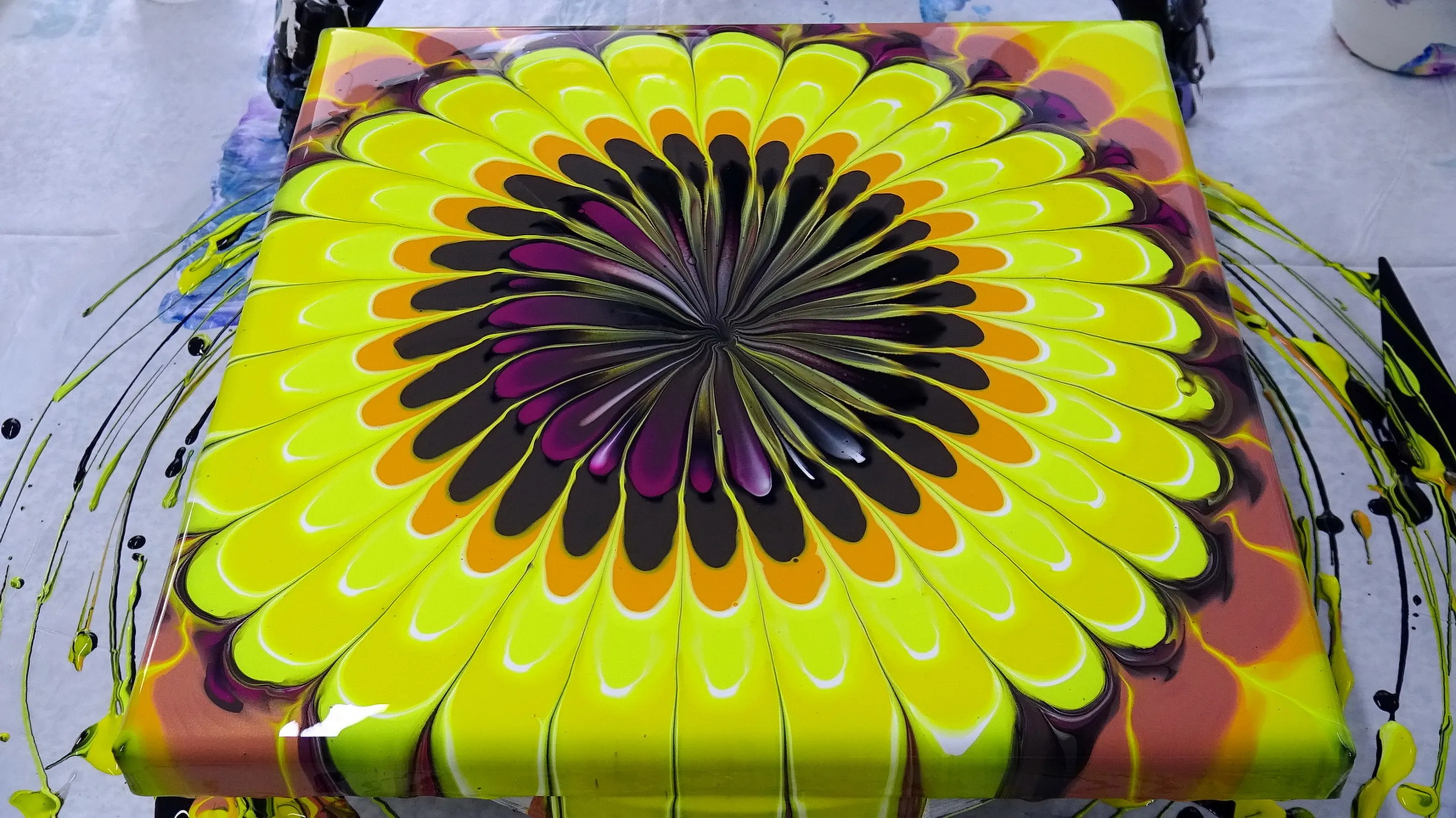 Sunflower Strainer Pour ~ Easy Pour For Beginners ~ Step By Step Tutorial