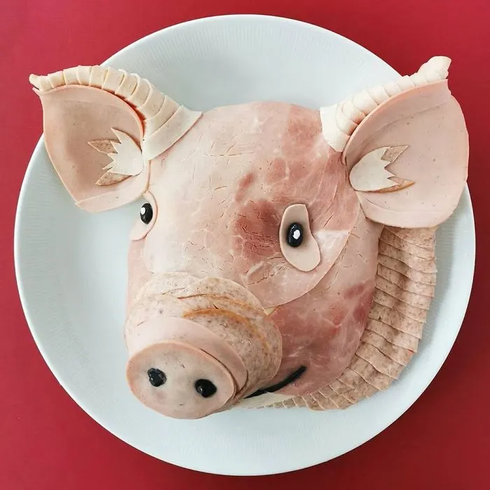 Kids Encourage Their Mom To Post Her Food Art On The Internet, And She Goes Viral (30 Pics)