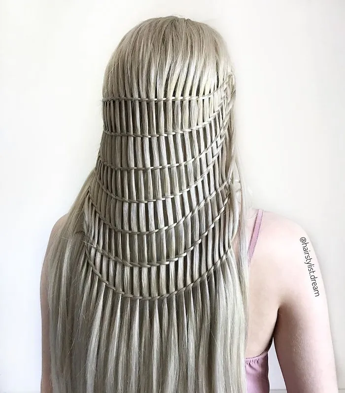 Hairstyles-Patterns-Teenager-Milena-Germany