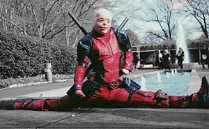 Ryan Reynolds' Wholesome Reply To This Pic Of A Burn Victim Cosplaying Deadpool Goes Viral