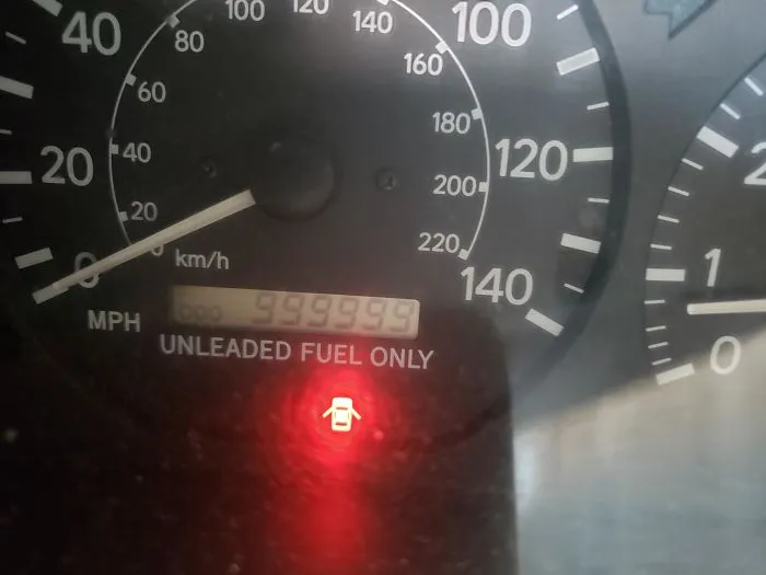 Customer Has Been Coming Since 200k Miles, Said He'd Get To 1 Million. I've Been Waiting For That Day For Years, Today He Casually Rolled Up And Asked To Plug His Tire, Needless To Say Best Tire Plug Ever