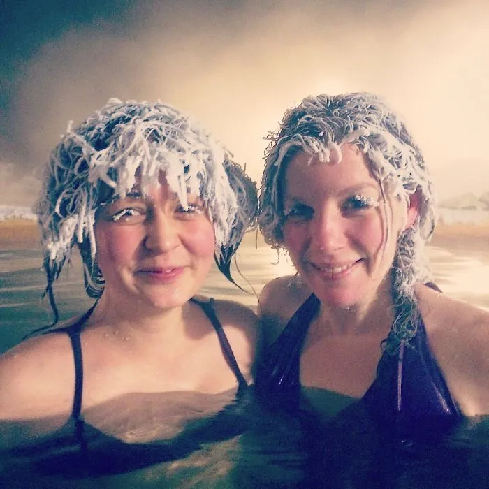 This Is What Happens If I Go Swimming In An Outdoor Pool At -40°c