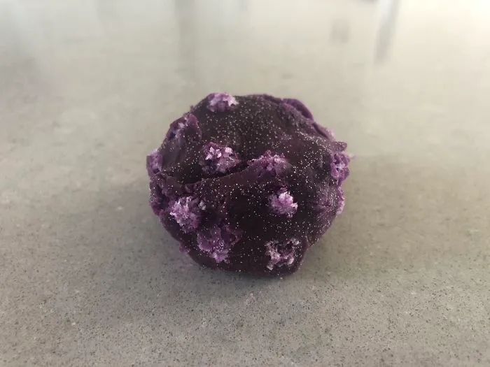 What Happens If I Open A Decade-Old Play-Doh Container (And Find Out It Had Grown Crystals)