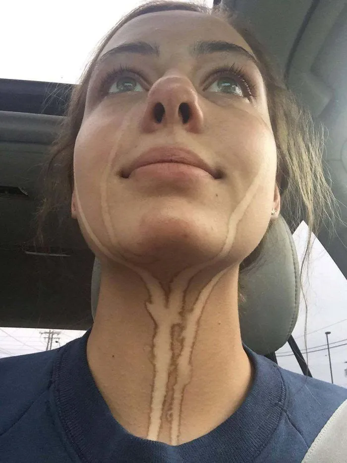 What Happens If You Put On A Spray Tan And Then Cry