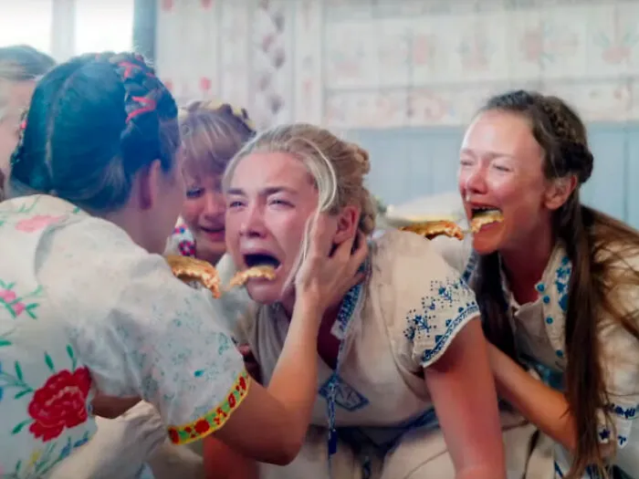 People Photoshop Hot Pizzas Into Horror Movie Scream Scenes And It Somehow Makes Sense (24 Pics)