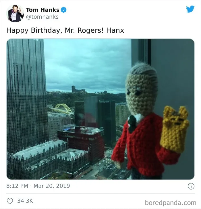 30 Tom Hanks Tweets That Prove He’s A National Treasure