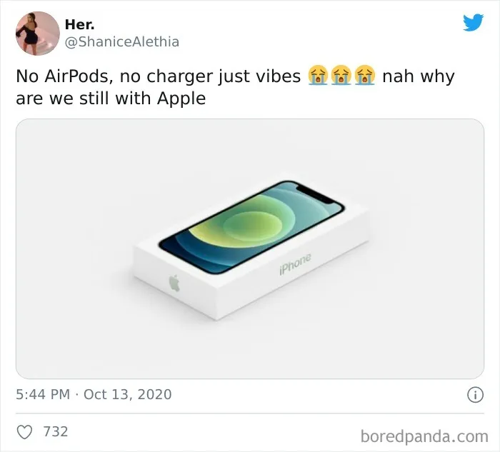 People Are Making Fun Of The New iPhone 12 In 30 Hilarious Memes