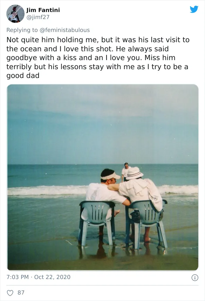 Los trolls dicen que esta foto de Joe Biden con su hijo no es apropiada, y la gente responde con fotos similarles para demostrar que no es así