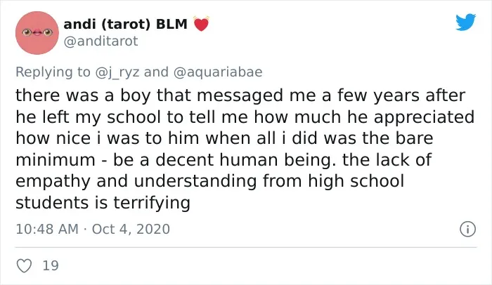 24 People Share Their Bully Stories After This Guy Tweeted How He Was Introduced As ‘The Only Kid Who Didn’t Bully Me’