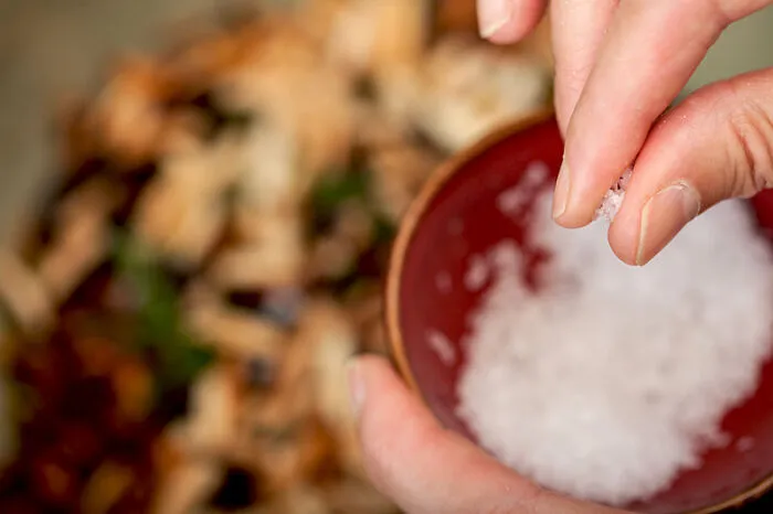 Culinary Grads Share Tips They Didn't Learn In School But Find Very Useful (30 Tips)