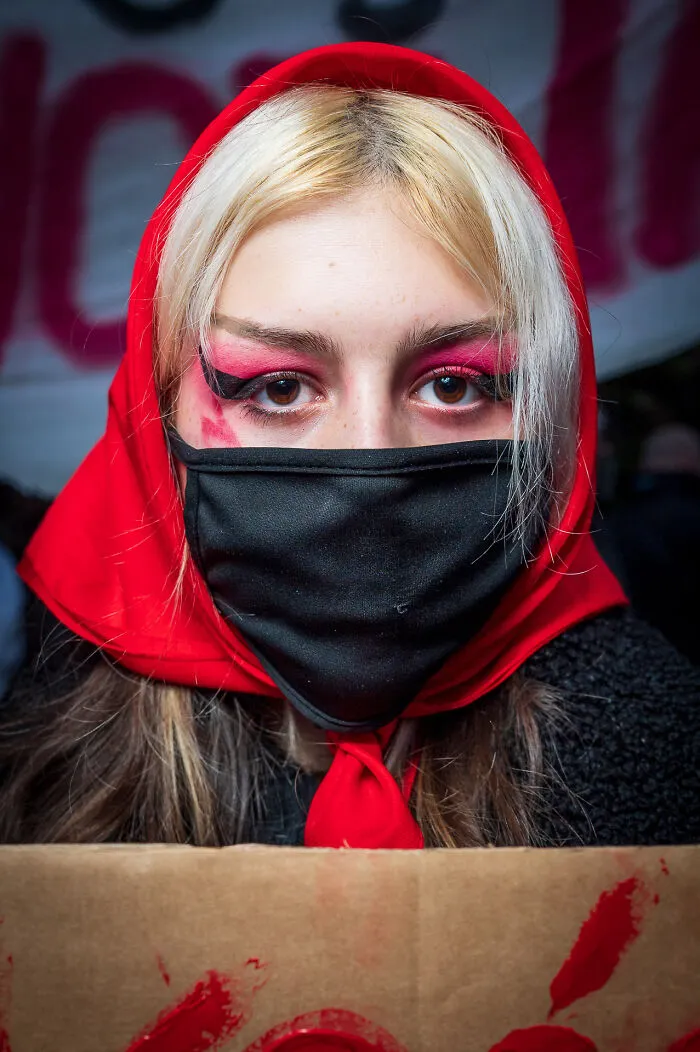 I Documented How Women Protest The New Law That Bans Abortion In Poland (11 Pics)